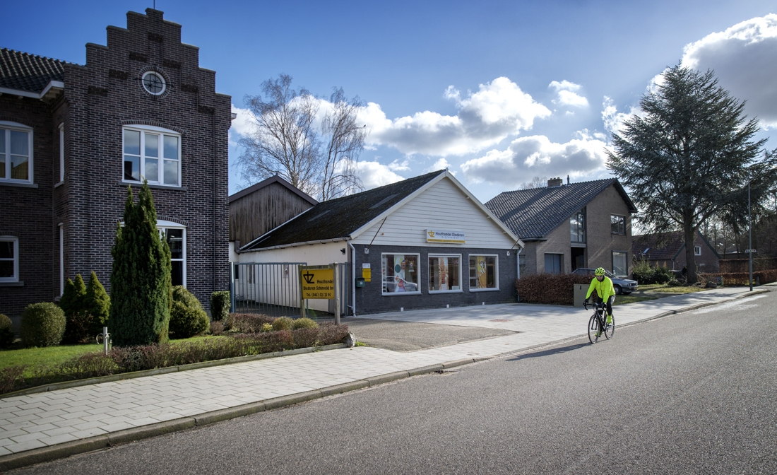 Verhuizing bedrijven uit Schinveld op losse schroeven